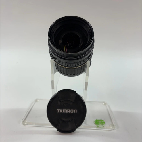 Tamron 300 5 - 28-300, f/3.5-5.6